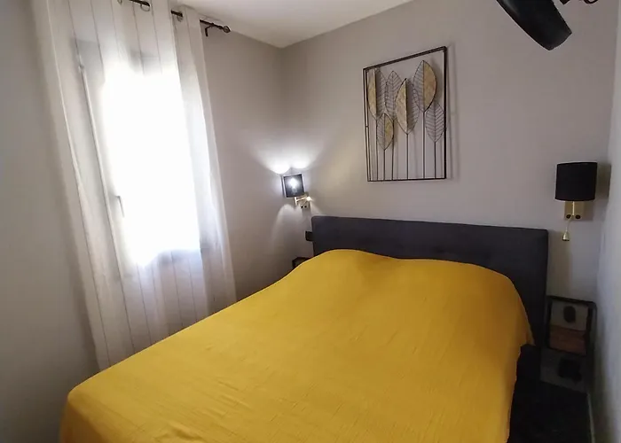 Coquet T2, Wifi Et Parking, * 纳博讷普拉日